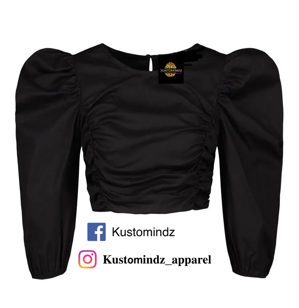 Puff sleeve black crop top