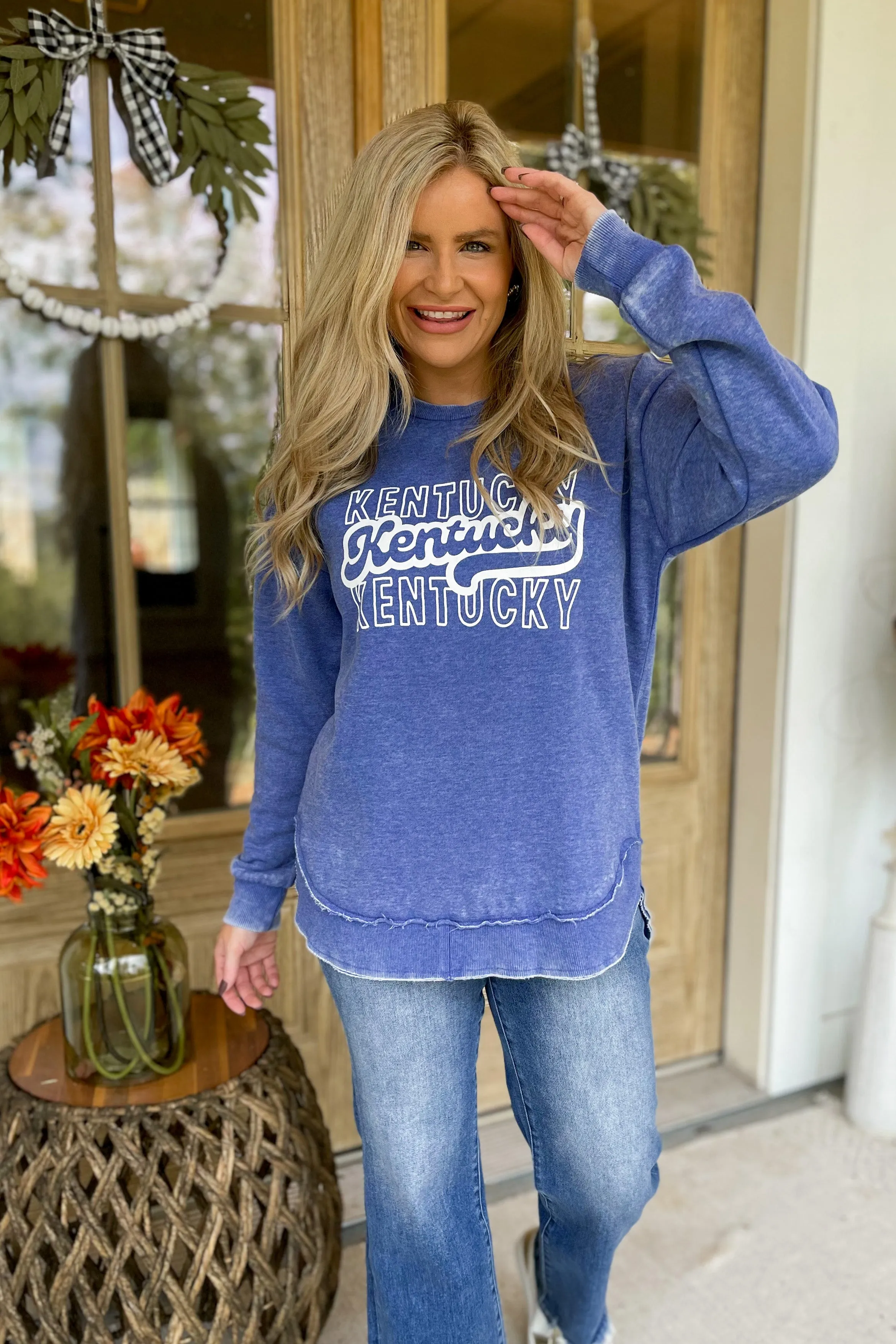 Scoop Hem Washed Kentucky Sweatshirt [S-3X]